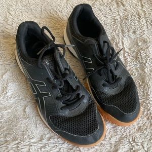 Asics Black Volleyball/Indoor Athletic Shoes